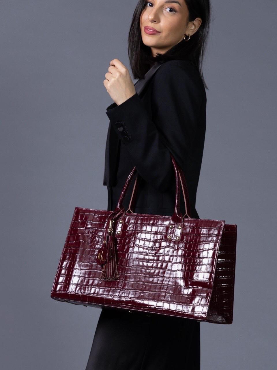 Lili Croco Burgundy